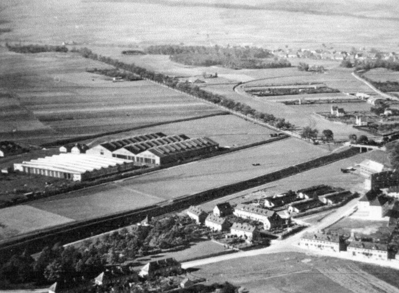 Datei:NL-FW 11-096 W Milde Luftbild Industrieflughafen 1930.jpg