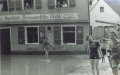 Ehemalige Gaststätte <!--LINK'" 0:20--> 1944 mit Hochwasser. Historische Postkarte, mit freundlicher Genehmigung von <!--LINK'" 0:21-->.