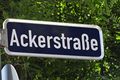 Straßenschild <a class="mw-selflink selflink">Ackerstraße</a>