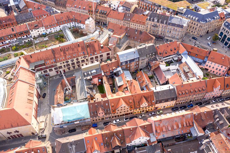 Datei:Bäumen- Schirmstraße Sept 2019.jpg