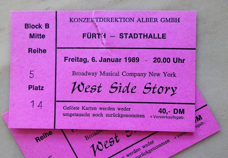 Datei:Stadthalle Eintrittskarte 1989.jpg