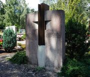 Bohn-Robert-1929 Grabstelle 2.jpeg