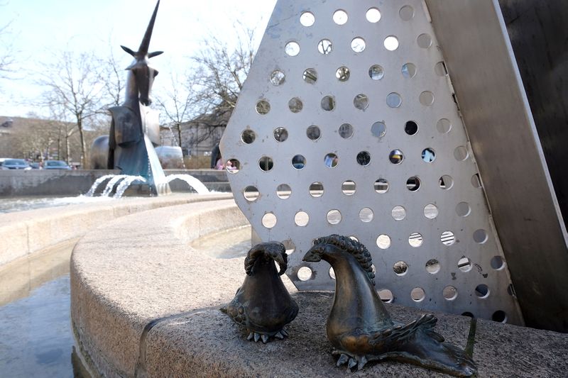 Datei:Paradiesbrunnen 2018 5.jpg