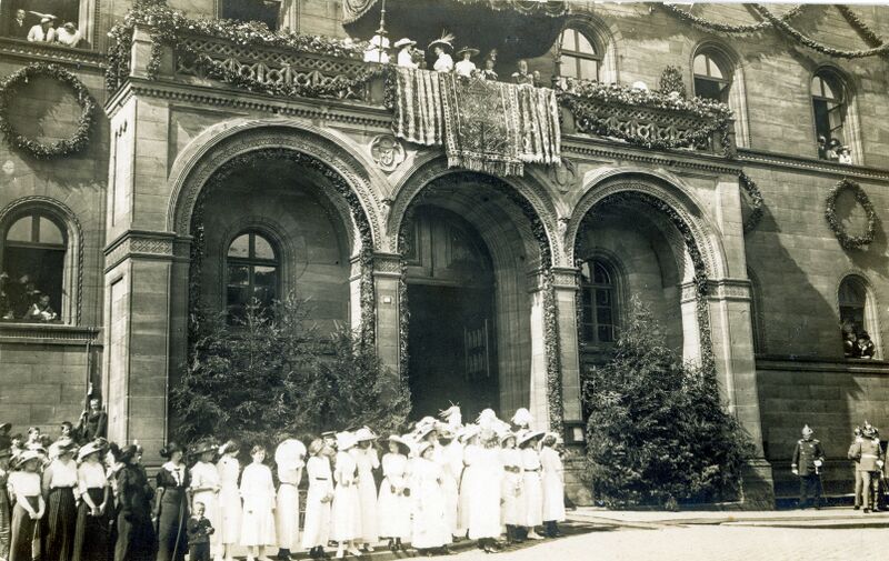 Datei:AK König Ludwig III Rathaus ngl.jpg