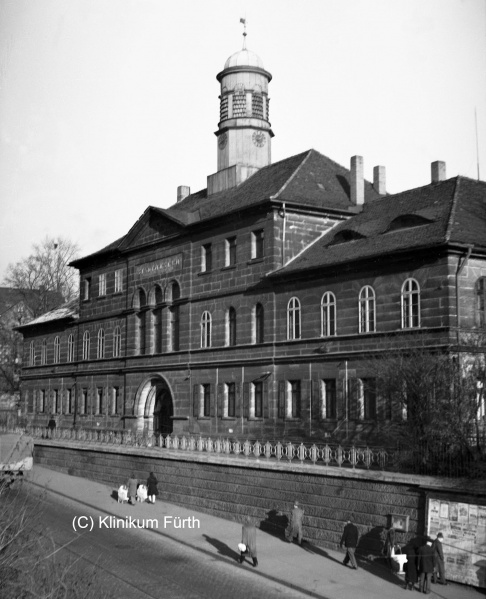 Datei:Altes Krankenhaus.jpg