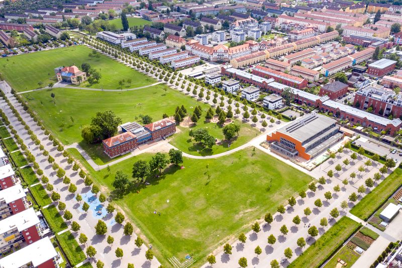 Datei:Südstadtpark Mai 2019 3.jpg