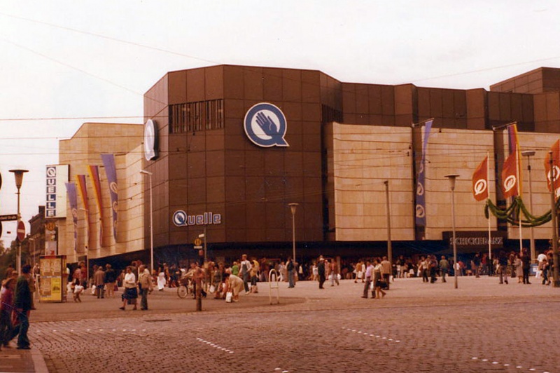 Datei:Quelle Kaufhaus.jpg