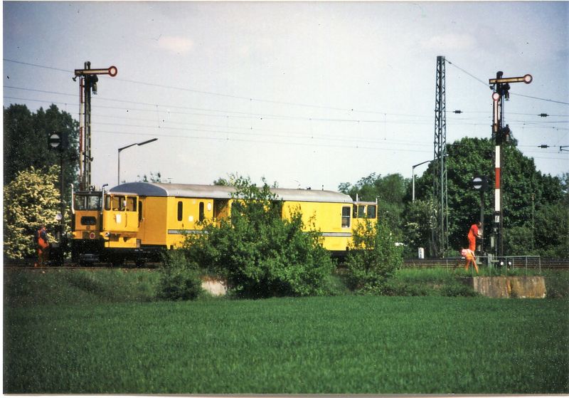 Datei:Bahnhof Vach 50.jpg