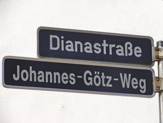 Dianastraße und Johannes-Götz-Weg.JPG