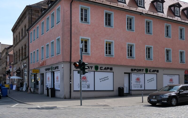 Datei:Königstraße 90 April 2021 2.jpg