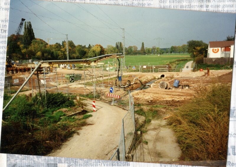 Datei:NL-FW 04 1000.12 KP Schaack U-Bahnhof Stadthalle 12.10.1996.jpg