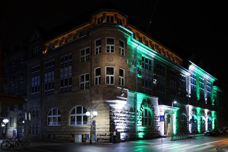 Datei:VHS weiß-grün 2022.jpg