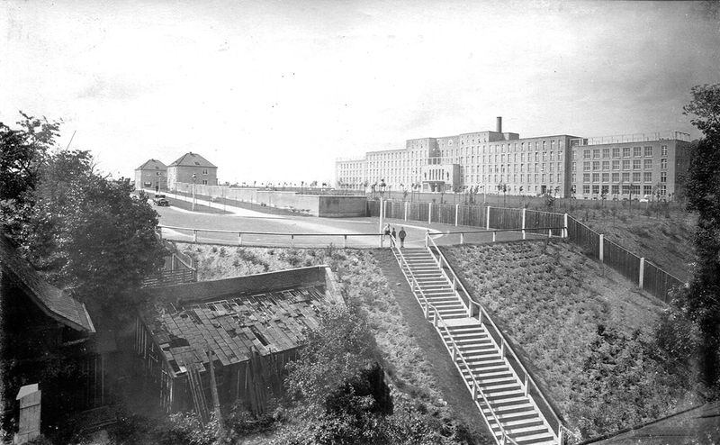 Datei:Klinikum 1931.jpg