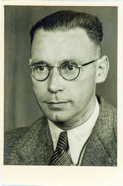 Datei:Ferdinand Vitzethum 1950 1.jpg