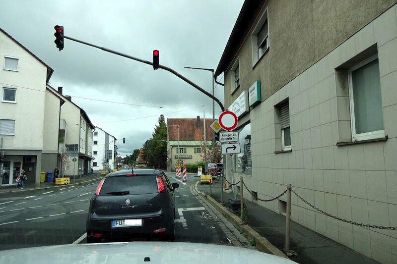 Datei:Stadelner Hauptstraße 93.jpg