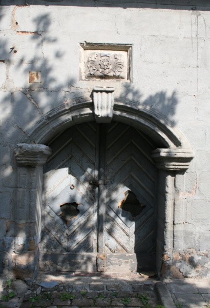 Datei:Tor Hauszeichen Wolfsgrubermühle.jpg