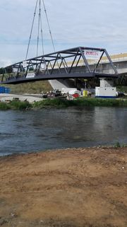 Geh- und Radwegbrücke Regnitz 16.jpg