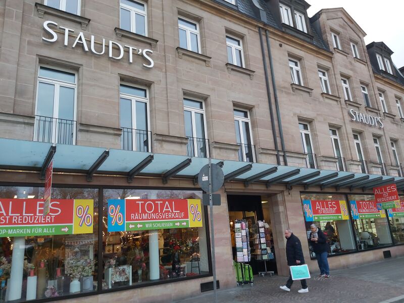 Datei:Staudt´s Räumungsverkauf1.jpg