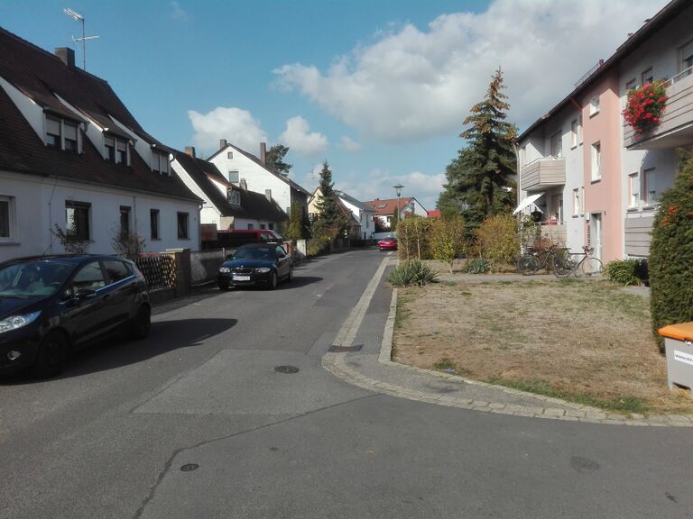 Platanenweg 10 2018.jpg