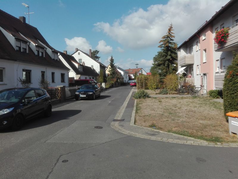 Datei:Platanenweg 10 2018.jpg