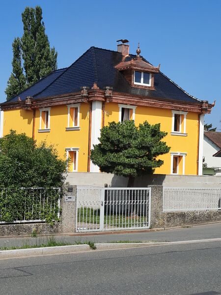 Datei:Gebäude Mannhof 2025.jpg