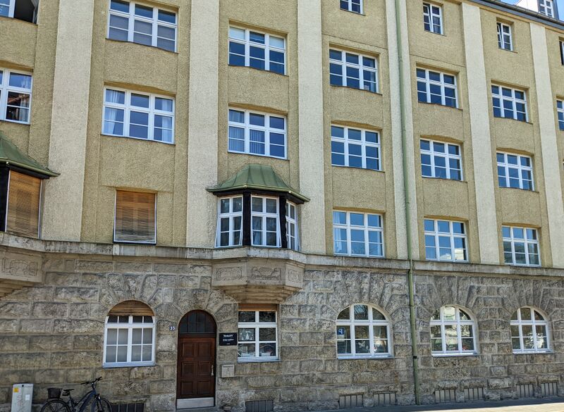 Datei:Meckstraße 3-5 Mrz 2022.jpg