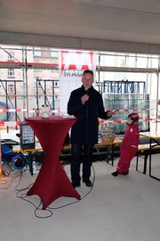 Richtfest Spiegelfabrik Jan 2020 2.jpg