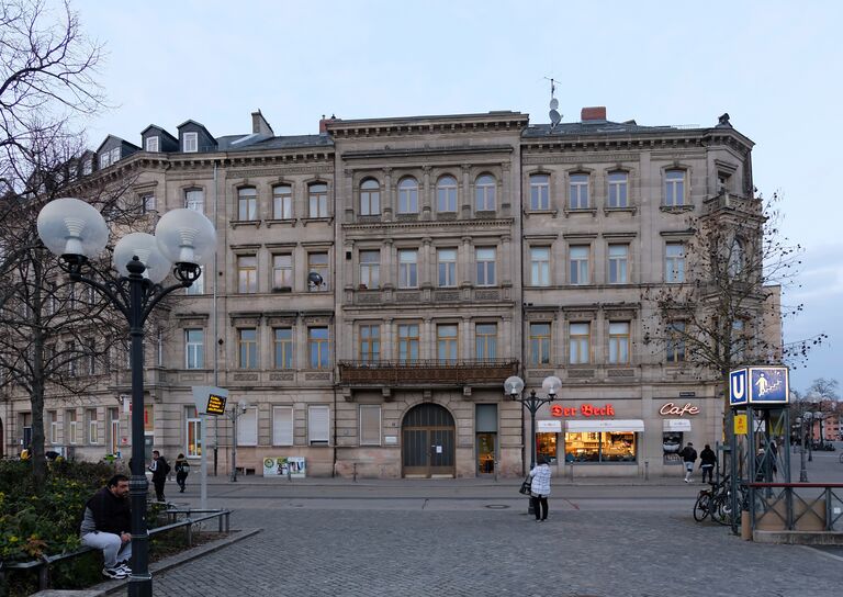 Bahnhofplatz 3 Mrz 2020 1.jpg