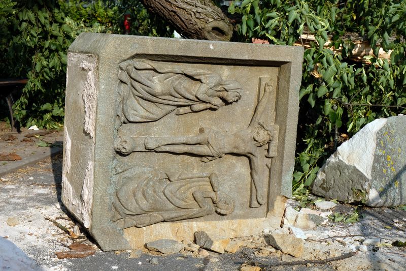 Datei:Martersäule Zerstörung 4.jpg