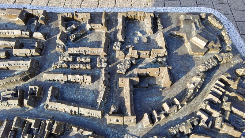 Datei:Taktile Tafel 6.jpg