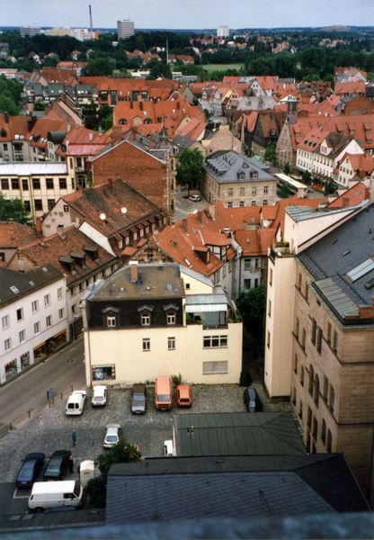 Datei:Ludwig-Erhard-Straße 15 17 2000.jpg