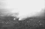 Luftbild nach Luftangriff März 1943 A4132.jpg