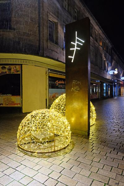 Datei:Weihnachtsbeleuchtung 2018 1.jpg