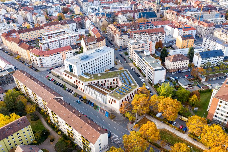 Datei:Finanzamt Fürth Okt 2020.jpg