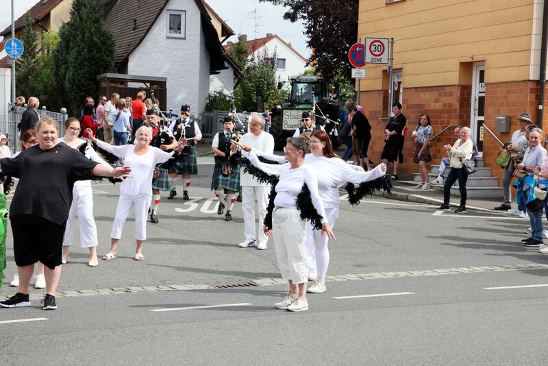 Datei:Festzug Stadeln Aug 2024 24.jpg