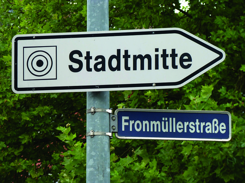 Datei:Fronmüllerstraßenschild.jpg