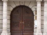 Alexanderstraße 26 Eingangstor .jpg