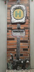 2025 10 04 Mosaik (Ausschnitt) Bahnhof Zwischengeschoß Katze.jpg