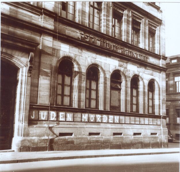 Datei:Jüd. Waisenhaus 1938.jpg