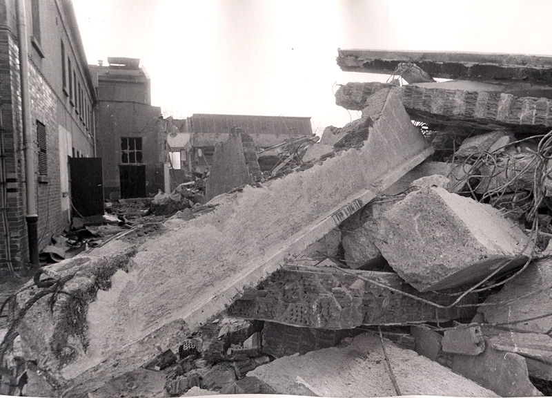 Datei:Abriss Schlachthof Schweineschlachthalle img948.jpg