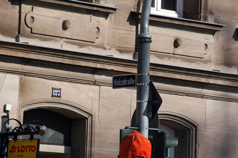 Datei:Holzstraße Schild.jpg