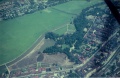 Luftaufnahme Stadtpark-Neugestaltung nach Pegnitzbegradigung. Der große Stadtparkweiher ist noch geteilt, der neue Karlsteg bereits fertiggestellt. Aufnahme um 1963