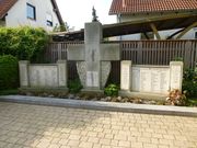 Stadeln Kriegerdenkmal 2019 1.JPG