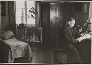 Israelitisches Hospital Verwaltungszimmer.png