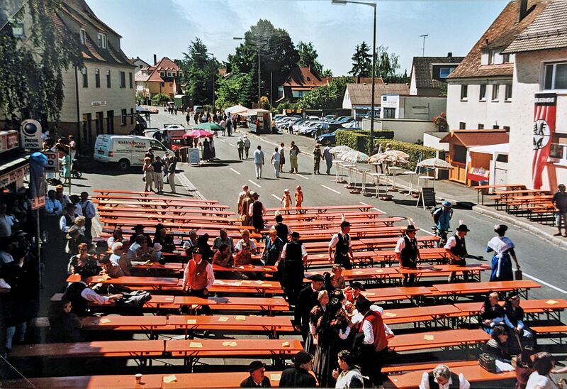 Datei:NL-FW 09 KP 707 Georg Mehl Trachtenverein 2005.jpg