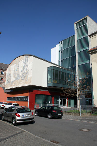 Datei:Staatliche Berufsschule I Fürth Kunst am Bau 2.jpg