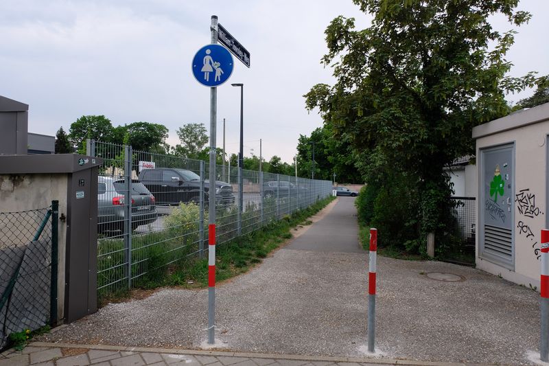 Datei:William-Townley-Weg Mai 2020 1.jpg