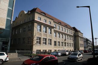 Staatliche Berufsschule I Fürth Front 1.jpg