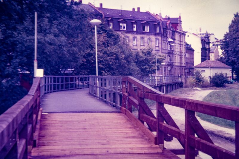 Datei:NL-FW 05 0458 KP Schaack Fürth Neuer Hardsteg 03.9.1986.jpg