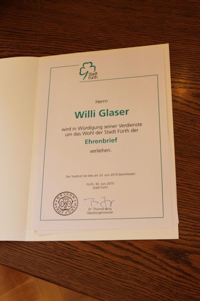Datei:Ehrenbrief für Willi Glaser.jpg